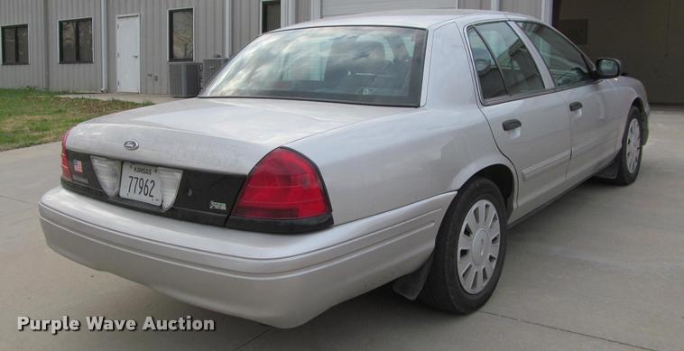 image for item J2607 2009 Ford Crown Victoria Police Interceptor