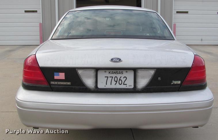 image for item J2607 2009 Ford Crown Victoria Police Interceptor