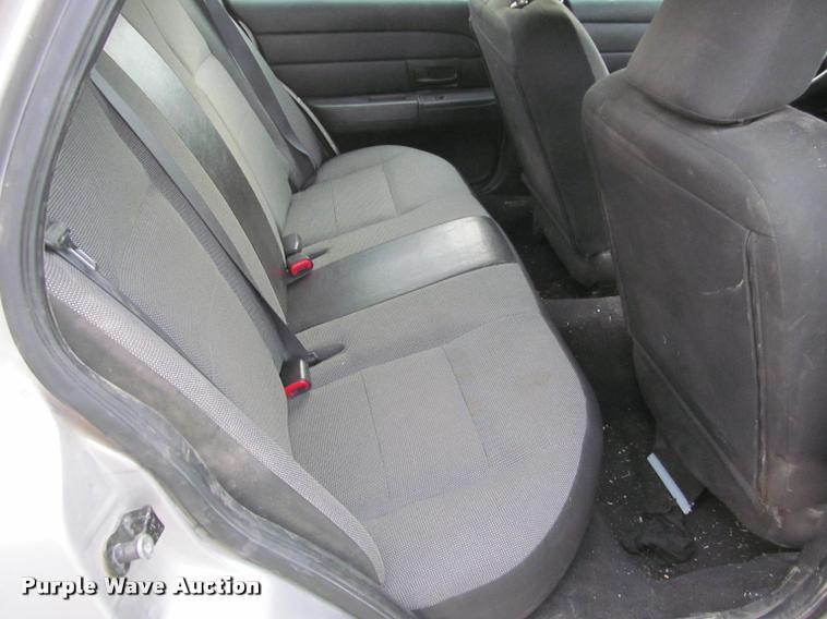 image for item J2607 2009 Ford Crown Victoria Police Interceptor