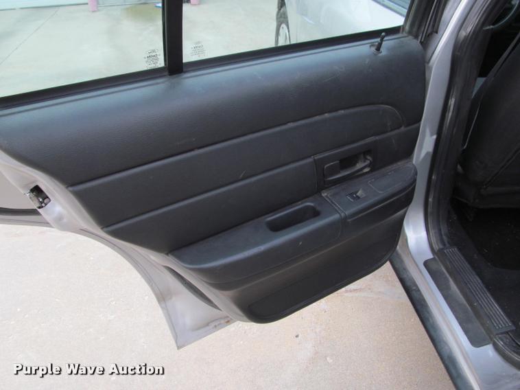 image for item J2607 2009 Ford Crown Victoria Police Interceptor