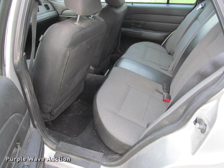 image for item J2607 2009 Ford Crown Victoria Police Interceptor