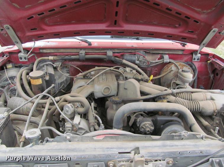 image for item J2608 1990 Ford F150 Custom pickup truck