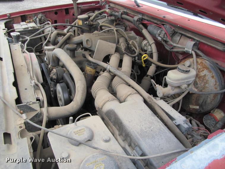 image for item J2608 1990 Ford F150 Custom pickup truck