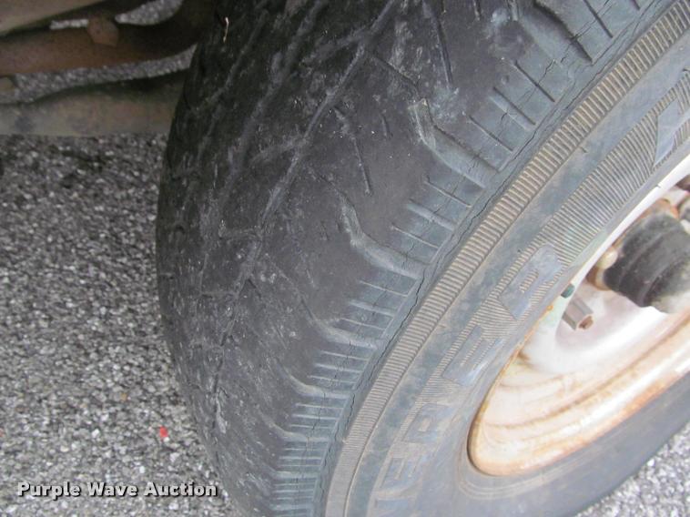 image for item J2608 1990 Ford F150 Custom pickup truck