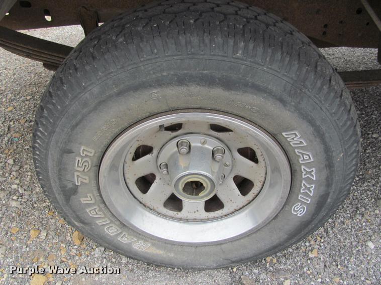 image for item J2608 1990 Ford F150 Custom pickup truck