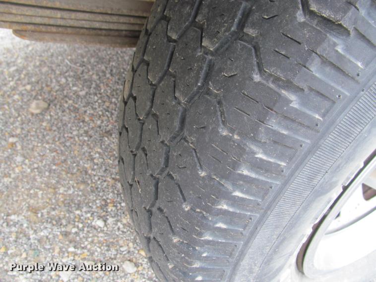 image for item J2608 1990 Ford F150 Custom pickup truck