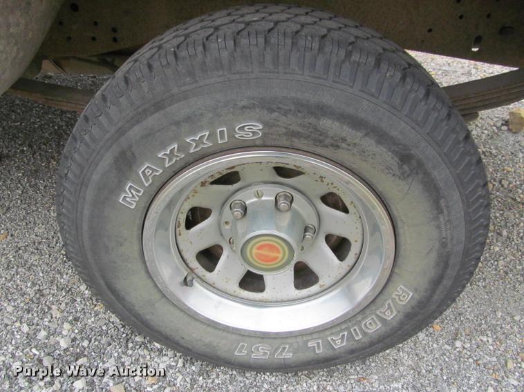 image for item J2608 1990 Ford F150 Custom pickup truck