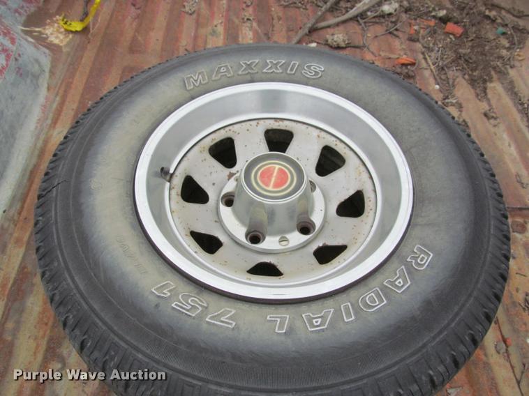 image for item J2608 1990 Ford F150 Custom pickup truck