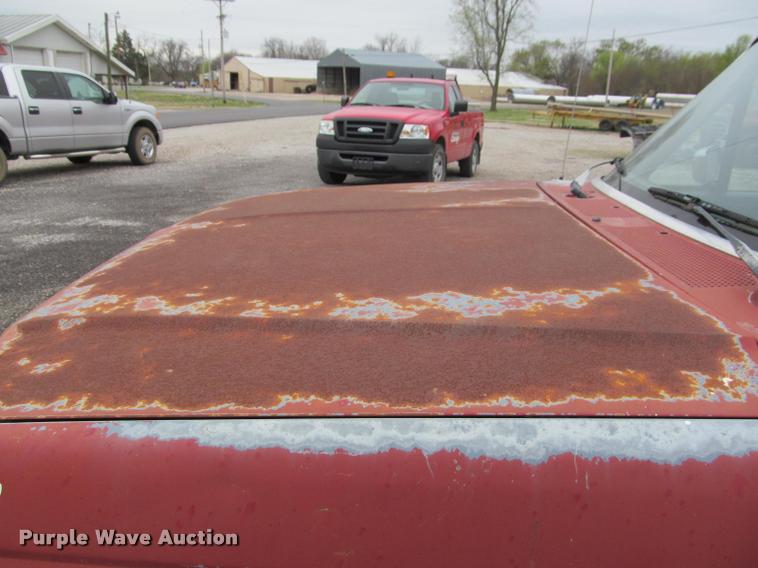 image for item J2608 1990 Ford F150 Custom pickup truck