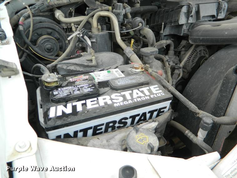 image for item K2681 2005 Ford F250 Super Duty SuperCab flatbed pickup truck