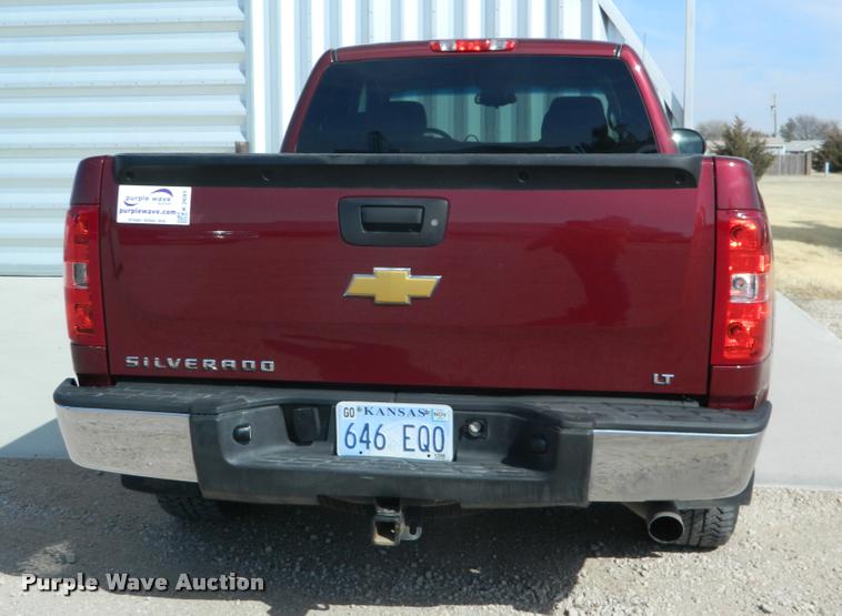 image for item K2691 2013 Chevrolet Silverado 1500 Z71 Ext. Cab pickup truck