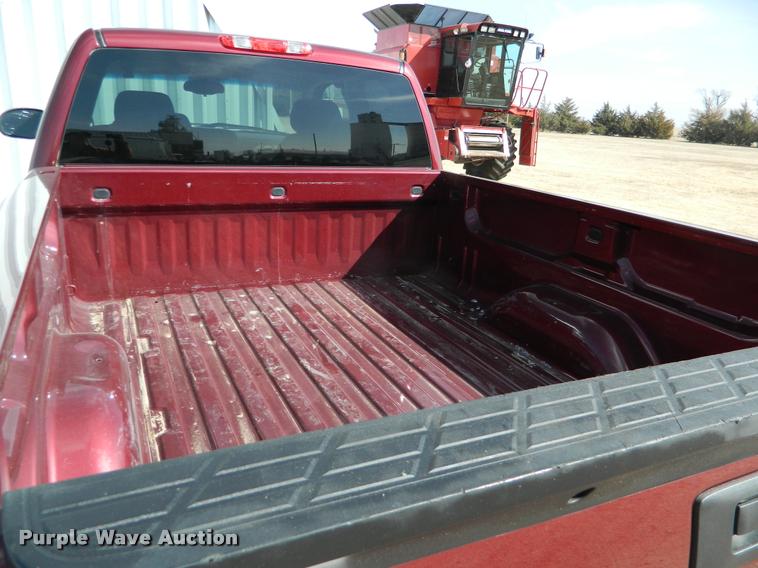 image for item K2691 2013 Chevrolet Silverado 1500 Z71 Ext. Cab pickup truck