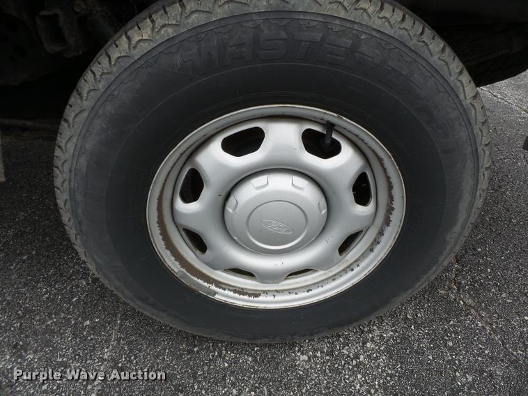 image for item K3297 2011 Ford F150 SuperCrew pickup truck