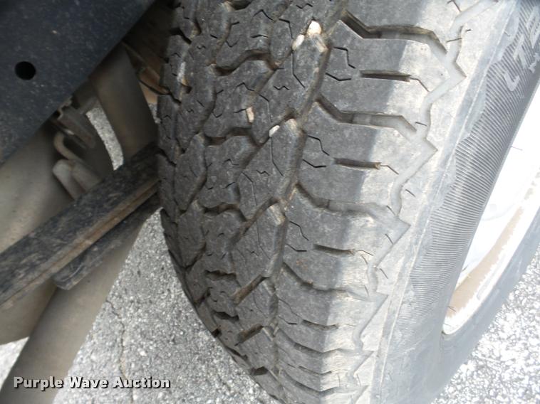 image for item K3297 2011 Ford F150 SuperCrew pickup truck