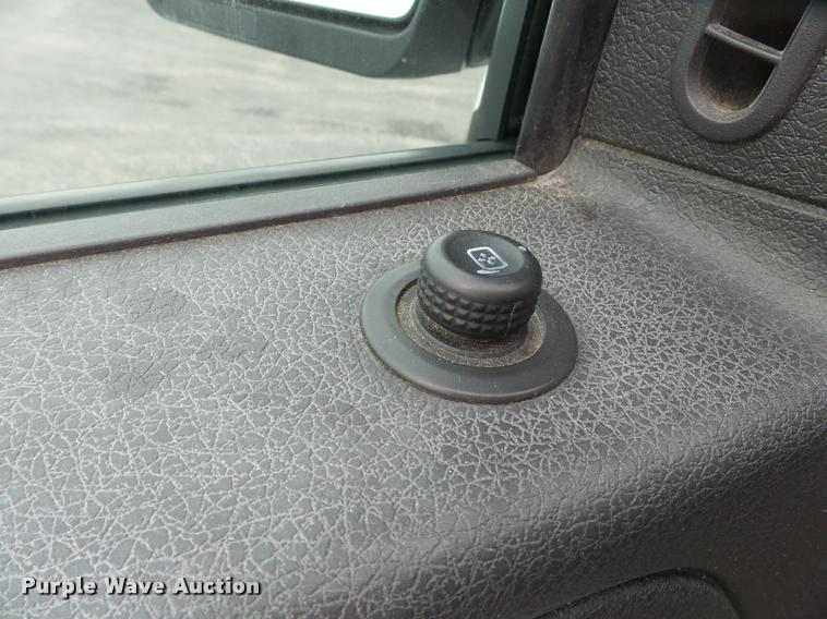 image for item K3297 2011 Ford F150 SuperCrew pickup truck