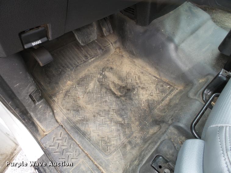 image for item K3297 2011 Ford F150 SuperCrew pickup truck