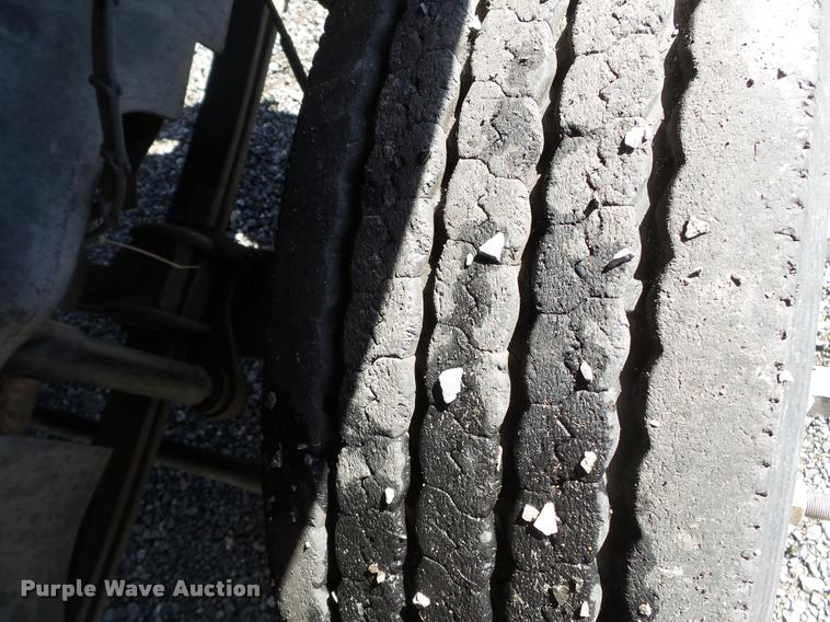 image for item K3315 2005 Chevrolet 4500 flatbed truck