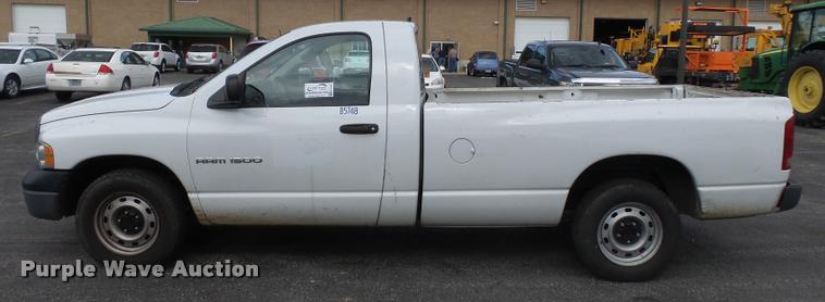 image for item K3331 2004 Dodge Ram 1500 pickup truck