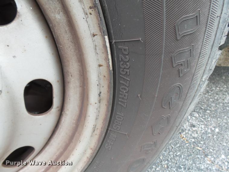 image for item K3331 2004 Dodge Ram 1500 pickup truck