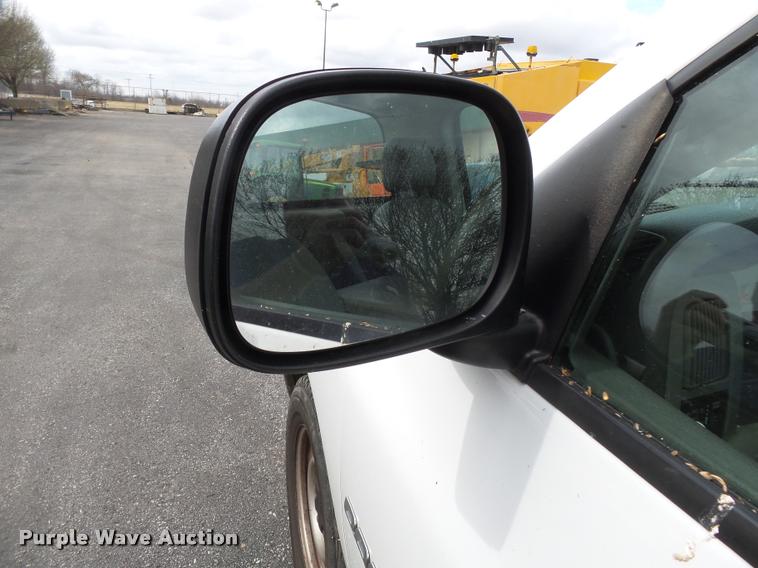 image for item K3331 2004 Dodge Ram 1500 pickup truck