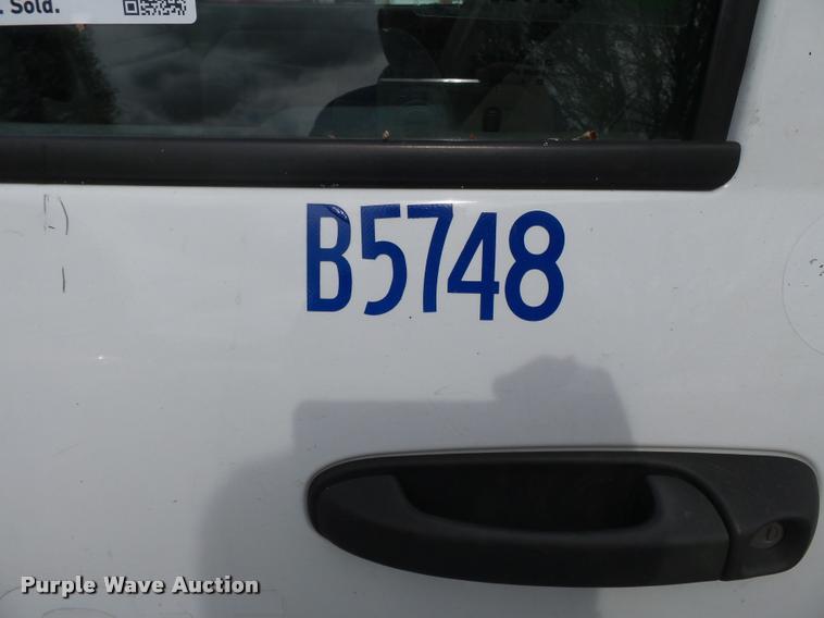 image for item K3331 2004 Dodge Ram 1500 pickup truck