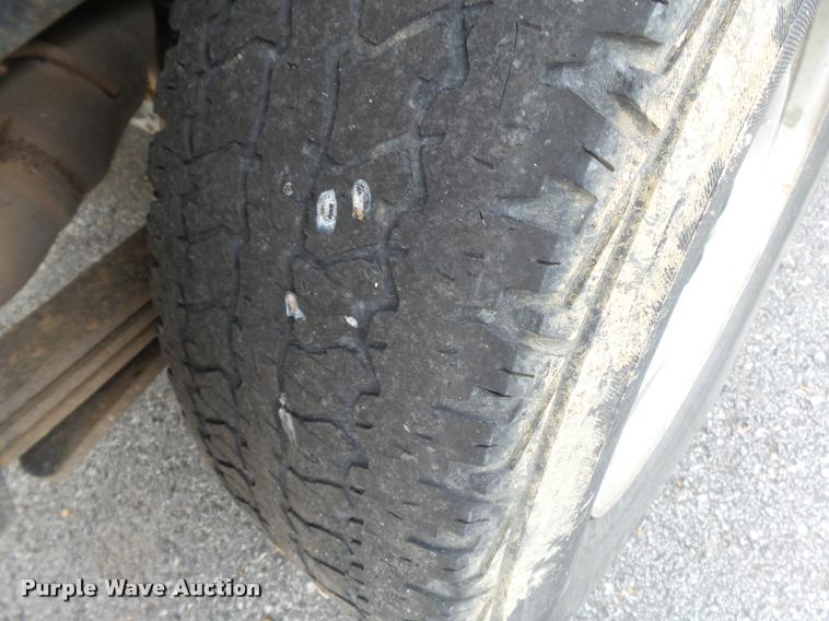 image for item K3331 2004 Dodge Ram 1500 pickup truck