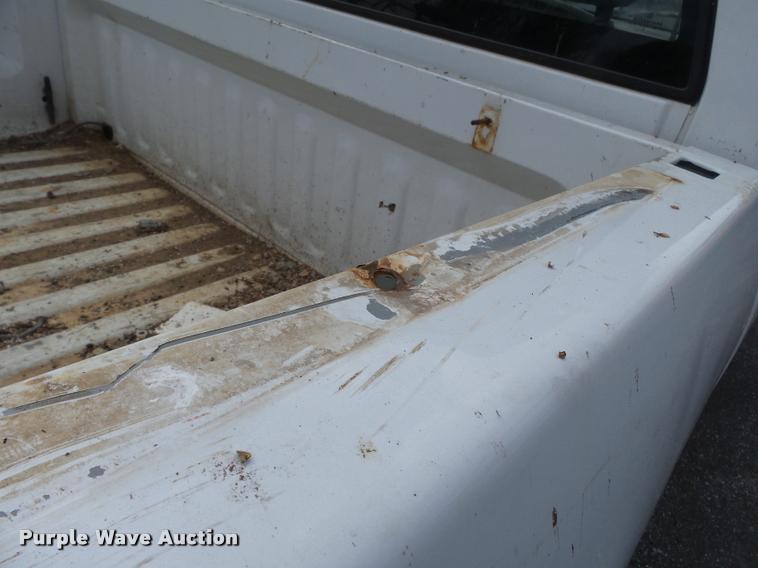 image for item K3331 2004 Dodge Ram 1500 pickup truck