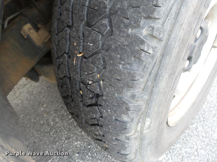 image for item K3331 2004 Dodge Ram 1500 pickup truck