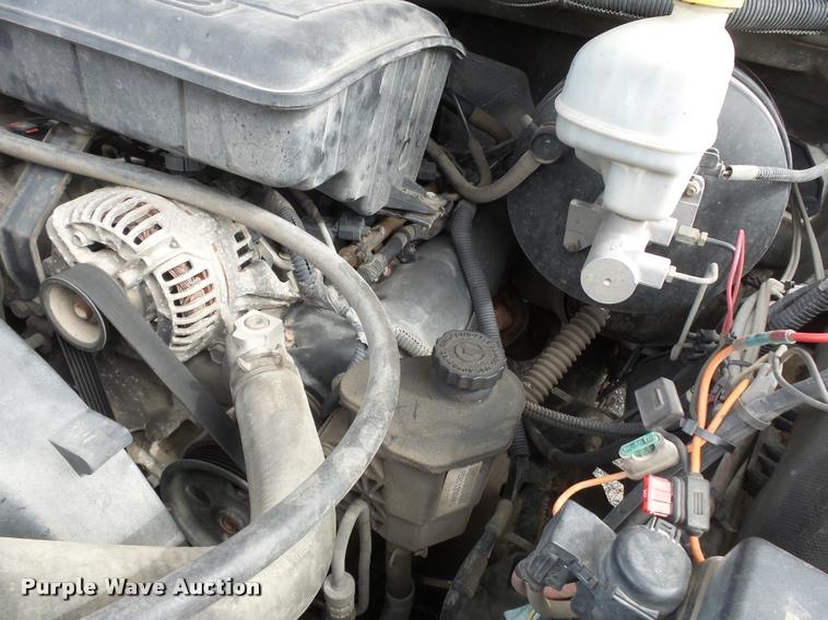 image for item K3331 2004 Dodge Ram 1500 pickup truck