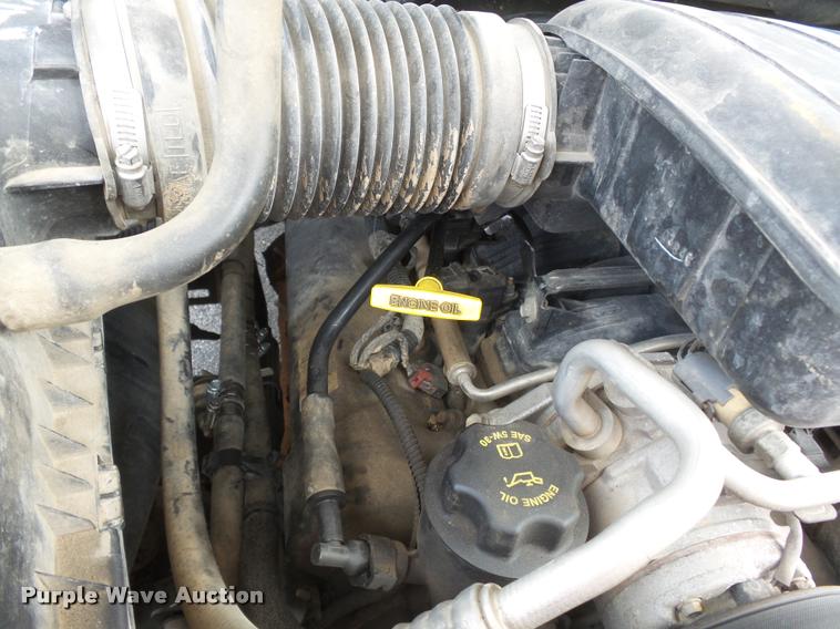 image for item K3331 2004 Dodge Ram 1500 pickup truck