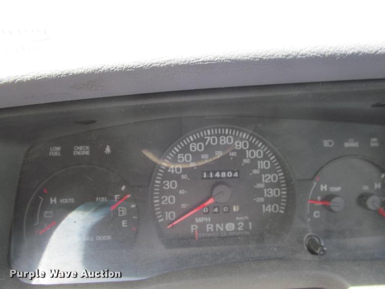 image for item K4930 2000 Ford Crown Victoria Police Interceptor