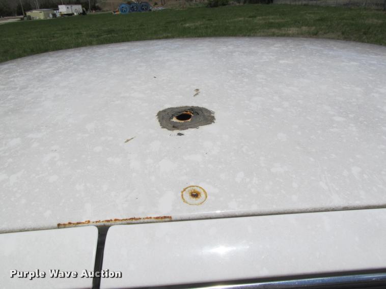 image for item K4930 2000 Ford Crown Victoria Police Interceptor