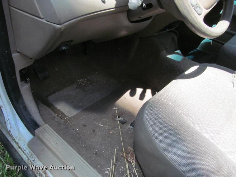 image for item K4931 2004 Ford Crown Victoria Police Interceptor