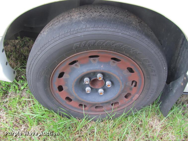 image for item K4931 2004 Ford Crown Victoria Police Interceptor