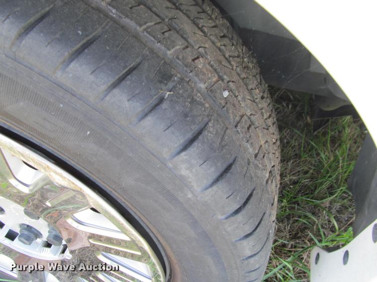 image for item K4931 2004 Ford Crown Victoria Police Interceptor