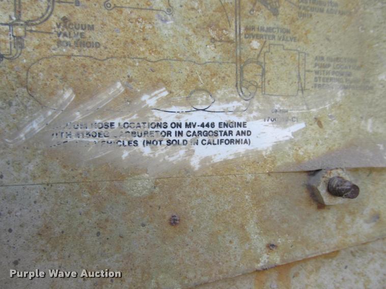 image for item K4933 1982 International F1924 vacuum truck