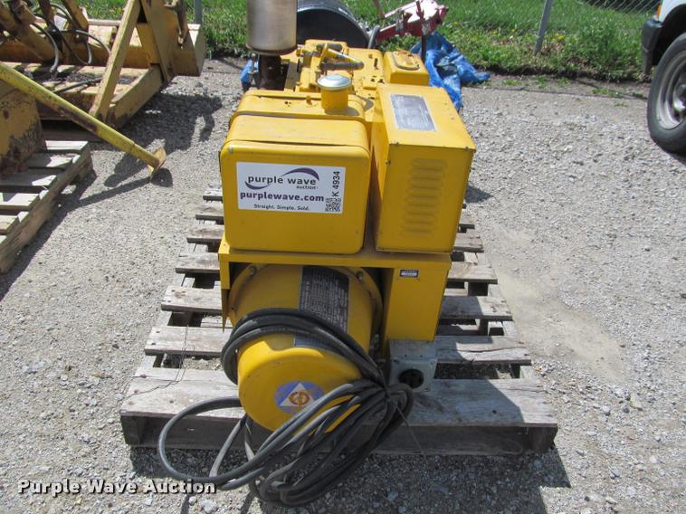 image for item K4934 Onan Hol-Gar generator