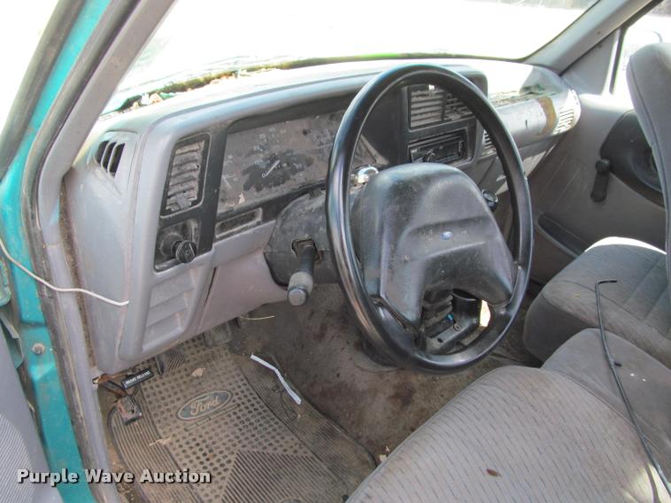 image for item K4937 1994 Ford Ranger XLT pickup truck