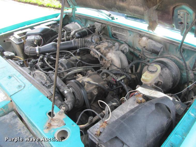 image for item K4937 1994 Ford Ranger XLT pickup truck