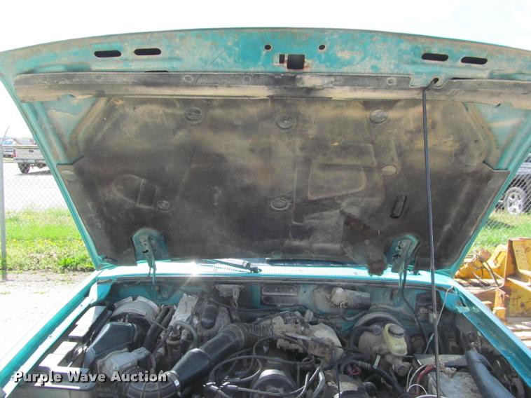 image for item K4937 1994 Ford Ranger XLT pickup truck
