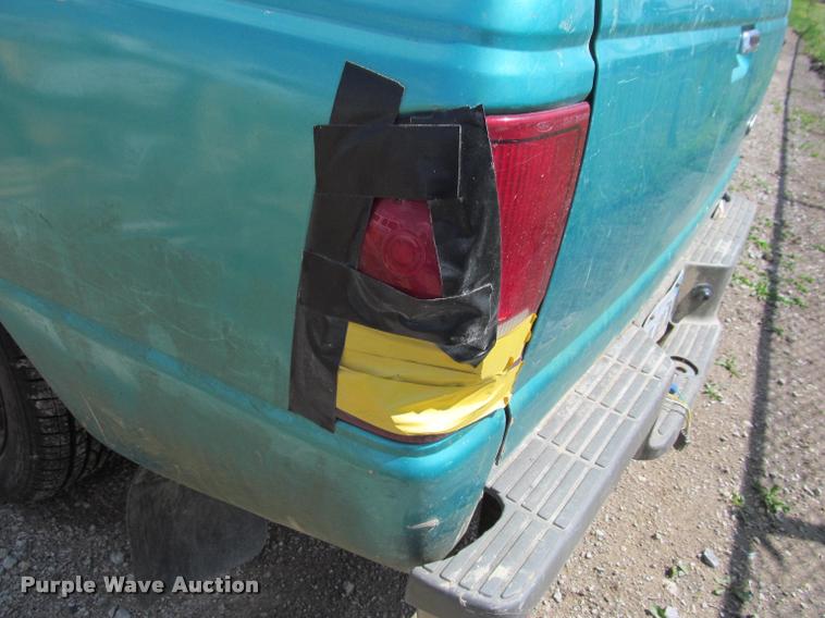 image for item K4937 1994 Ford Ranger XLT pickup truck