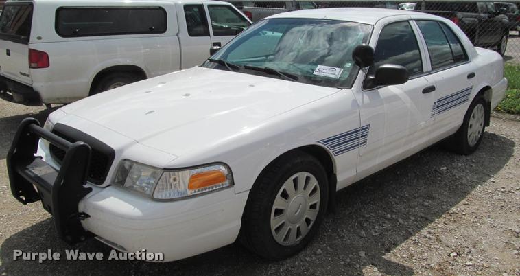 image for item K4938 2008 Ford Crown Victoria Police Interceptor
