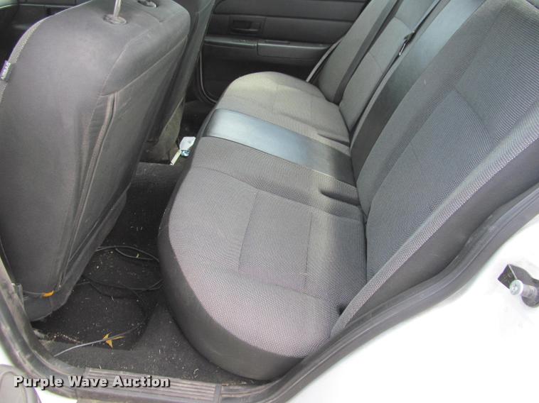image for item K4938 2008 Ford Crown Victoria Police Interceptor