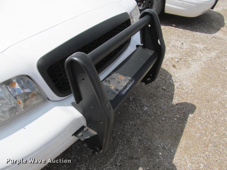 image for item K4938 2008 Ford Crown Victoria Police Interceptor