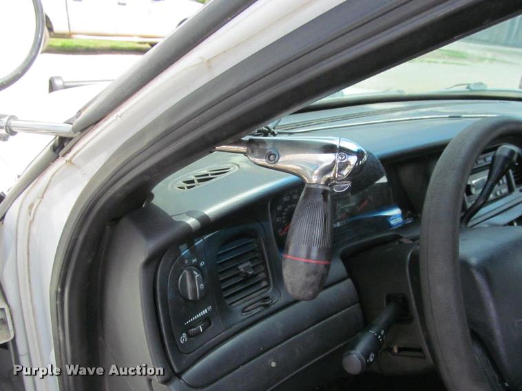 image for item K4938 2008 Ford Crown Victoria Police Interceptor