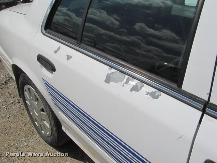image for item K4939 2007 Ford Crown Victoria Police Interceptor