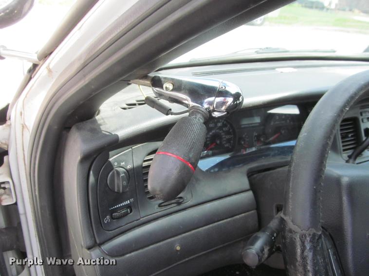 image for item K4939 2007 Ford Crown Victoria Police Interceptor