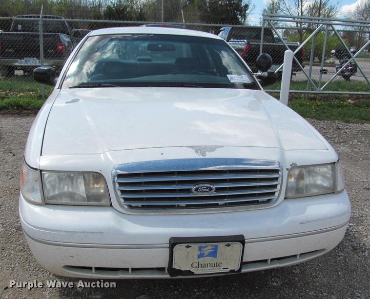 image for item K4940 1998 Ford Crown Victoria Police Interceptor