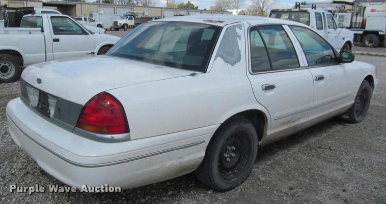 image for item K4940 1998 Ford Crown Victoria Police Interceptor