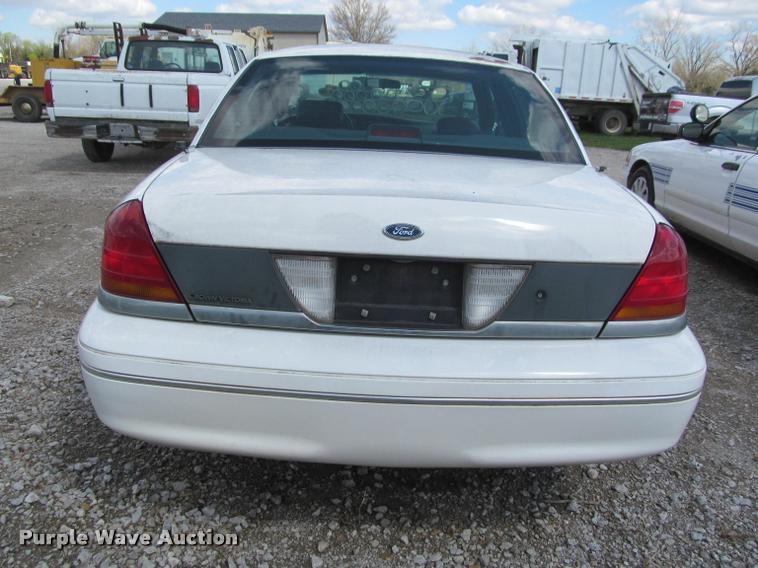 image for item K4940 1998 Ford Crown Victoria Police Interceptor